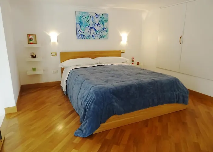 Mezzocannone Holiday House